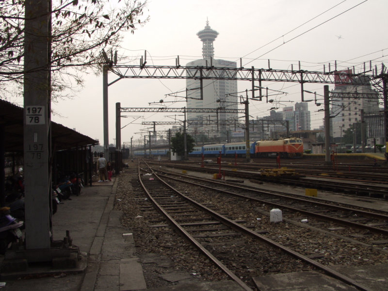 台灣鐵路旅遊攝影Olympus E20 test run (2002)攝影照片1
